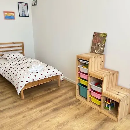 La Casa De Papel - 別荘 *