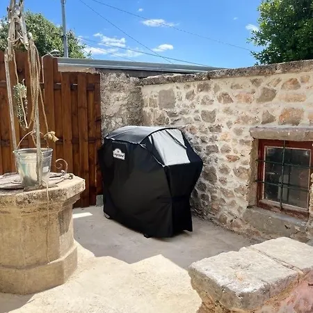 La Casa De Papel - ヤドラニヴォ