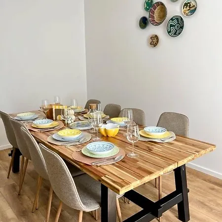 別荘 La Casa De Papel -